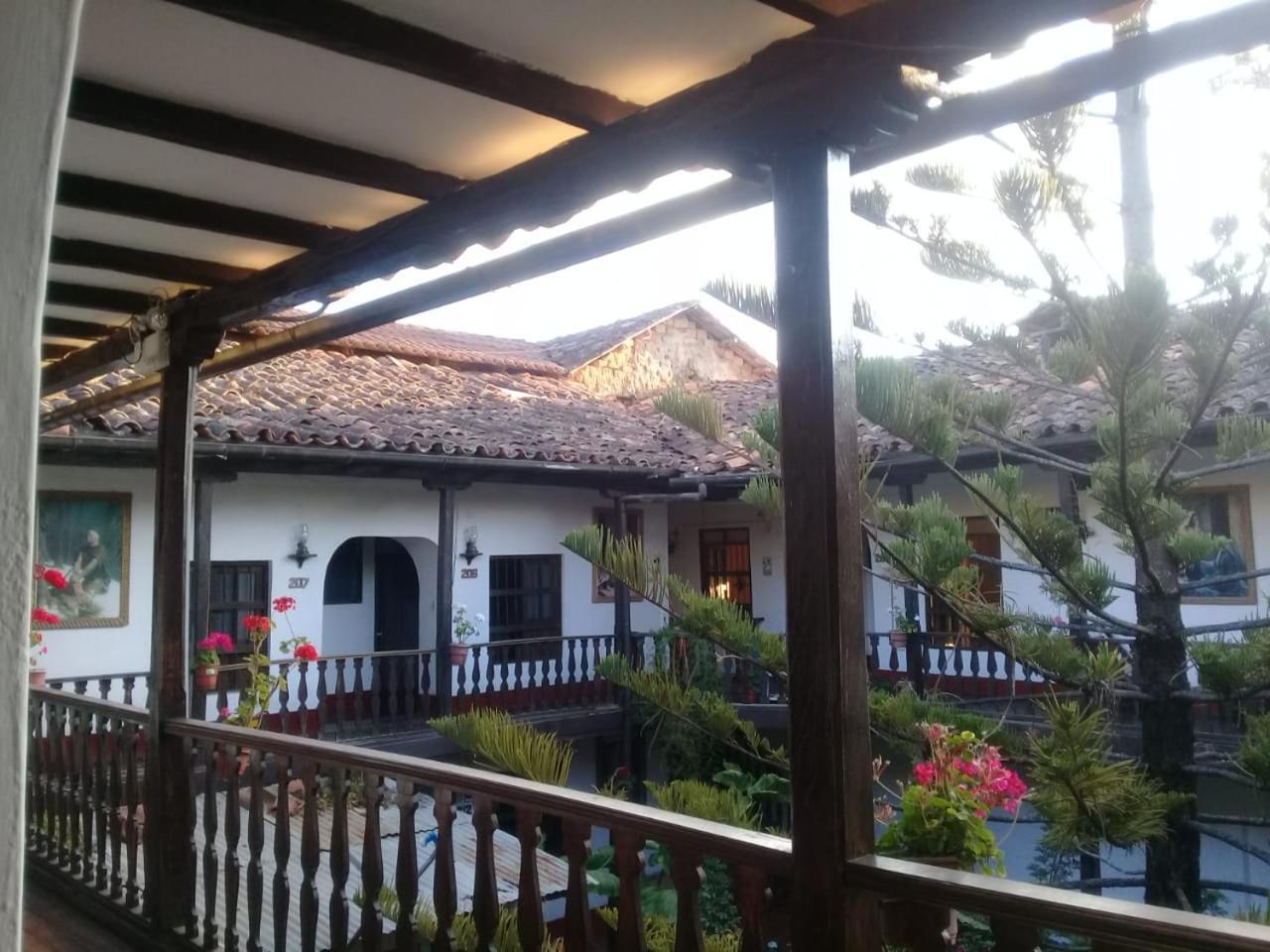 Fidelisima Hotel Chachapoyas Exteriör bild